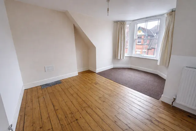 Radnor Park Crescent, Folkestone, CT19, photo 3