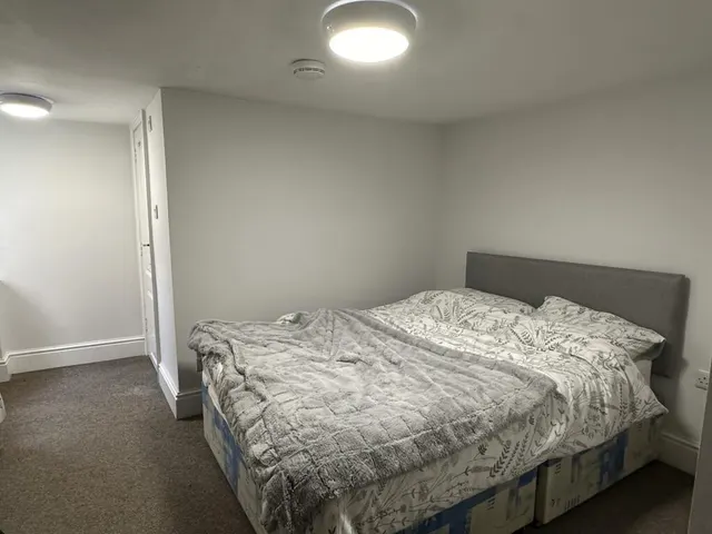 West Parade, Lincoln, LN1, photo 3