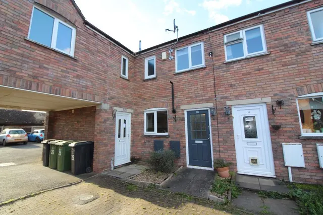 Glastonbury Close, Belmont, HR2, photo 1