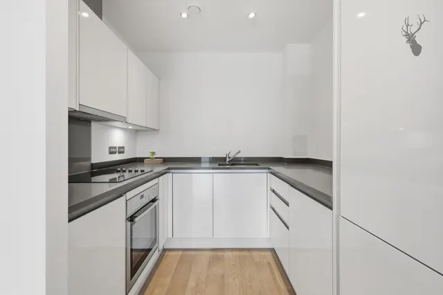 Bolinder Way, London, E3, photo 3