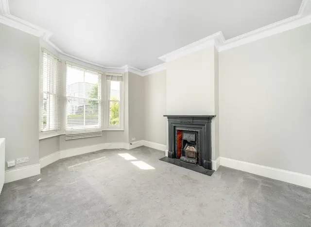 Photo 2 — Pembroke Road, Muswell Hill, N10