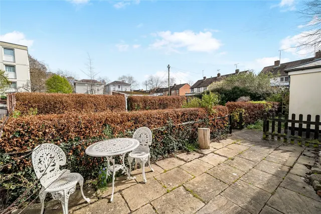 Pittville Circus, Cheltenham, GL52, photo 2