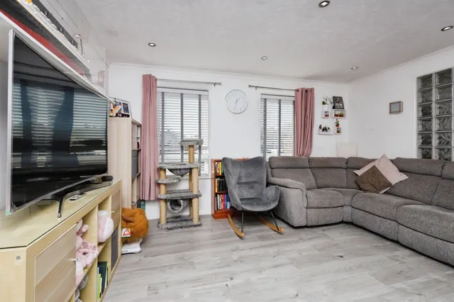 The Holt, Hailsham, BN27, photo 3