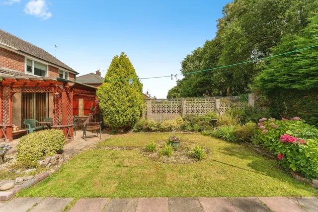 Birkett Avenue, Ellesmere Port, CH65, photo 3