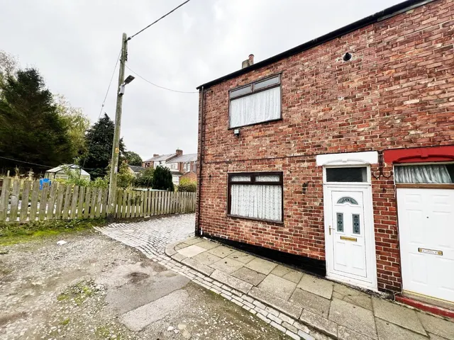 William Street, Ferryhill, DL17, photo 1