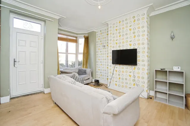 Photo 2 — Northfield Road, Crookes, Sheffield