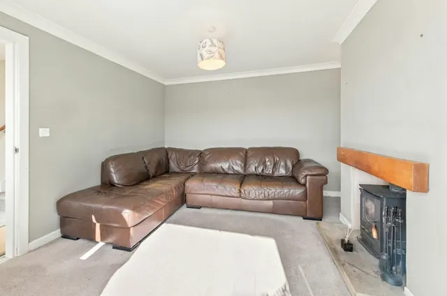 Greenfield Road, Holmfirth, HD9, photo 3