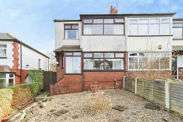 Stonebridge Lane, Leeds, photo 1