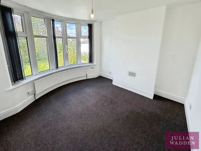 Yew Tree Road, Fallowfield, M14, photo 3