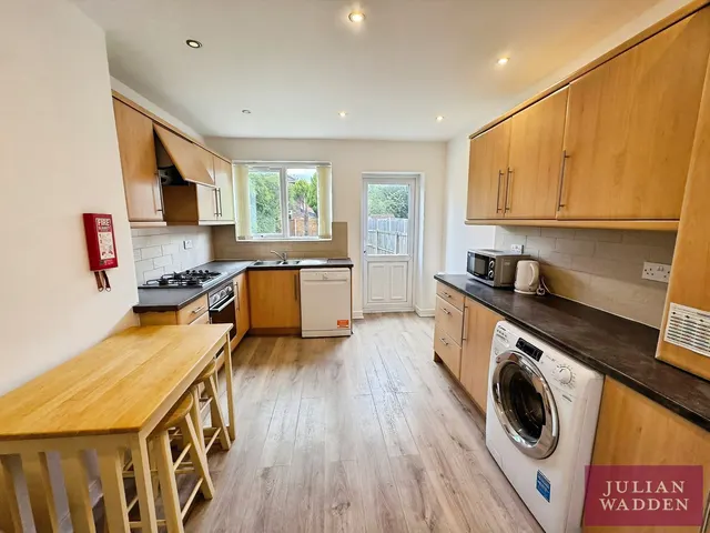 Yew Tree Road, Fallowfield, M14, photo 2