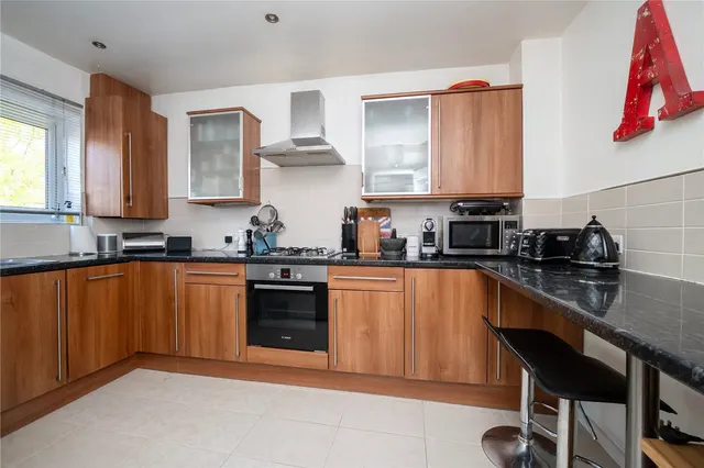 Haggard Road, Twickenham, TW1, photo 2