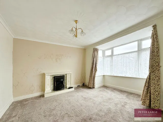 Photo 3 — Carlisle Avenue, Rhyl, Denbighshire, LL18 3UD