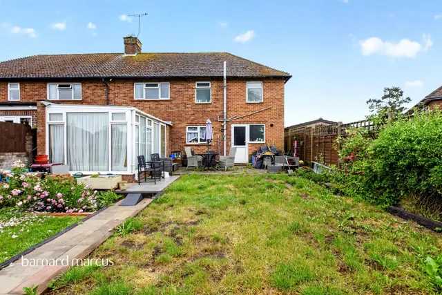 Ockleys Mead, Godstone, RH9, photo 2