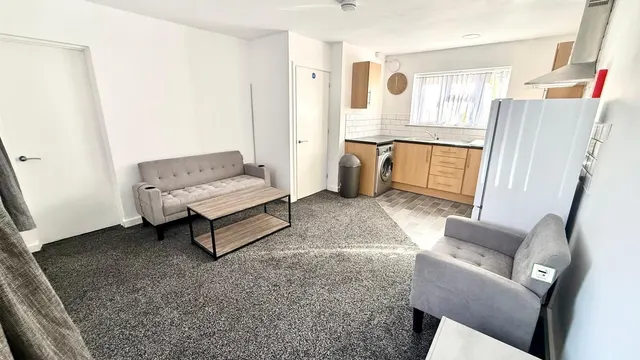 Lupton Road, Lowedges, S8, photo 1