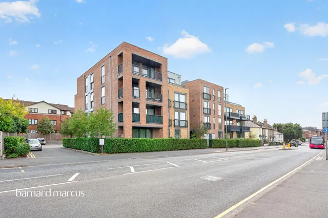 East Street, Epsom, KT17, photo 1