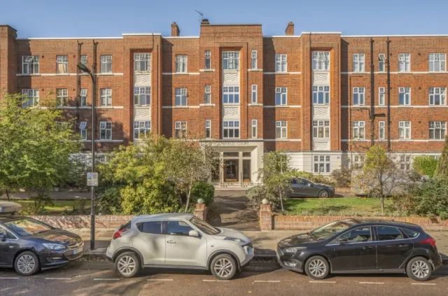 Belsize Grove, Belsize Park, NW3, photo 1