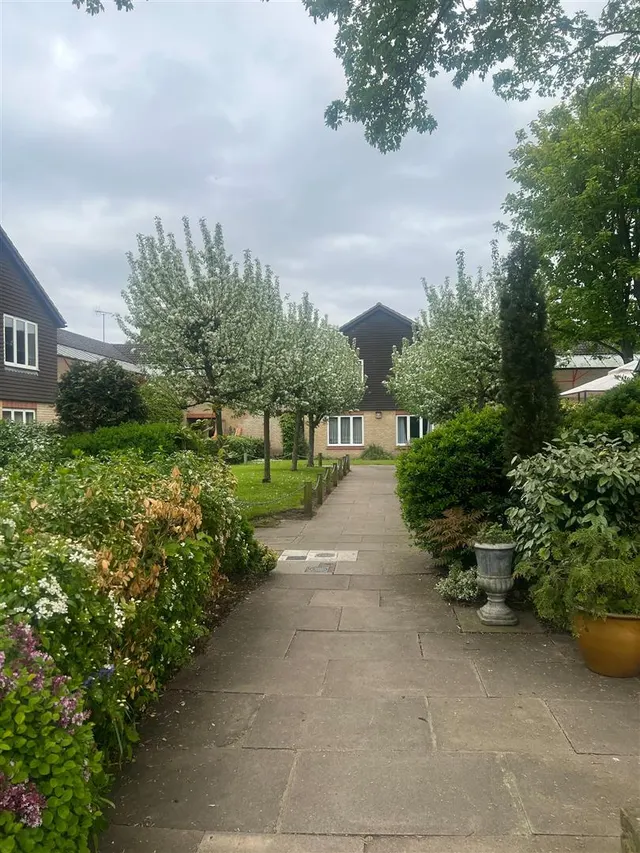 Photo 3 — Perryn Court, Grimwood Road, Twickenham Tw1