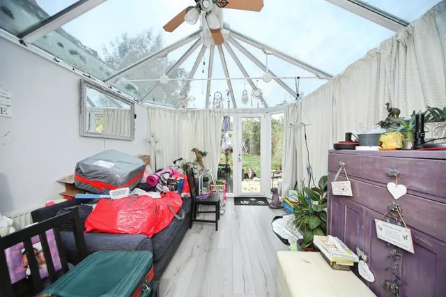 Buzzard Road, Luton, LU4, photo 3