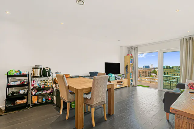 Lismore Boulevard, Colindale, NW9, photo 1