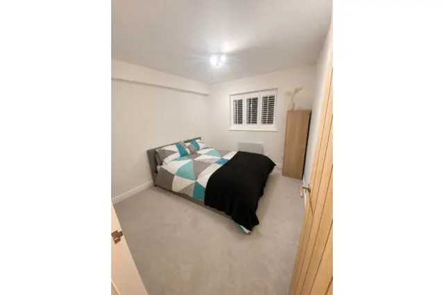 Westbury Close, Whyteleafe, CR3, photo 3