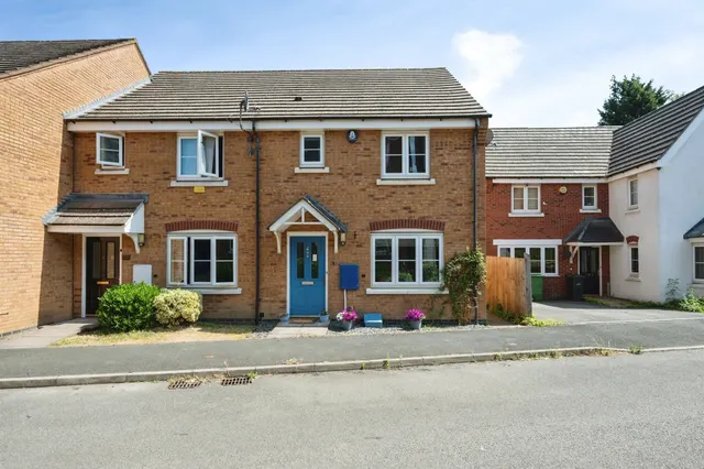 Attingham Drive, Dudley, photo 1