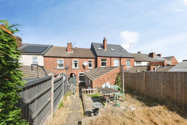 Park Street, Heanor, DE75, photo 3