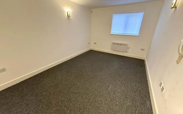 Photo 3 — Bevan Court, Warrington