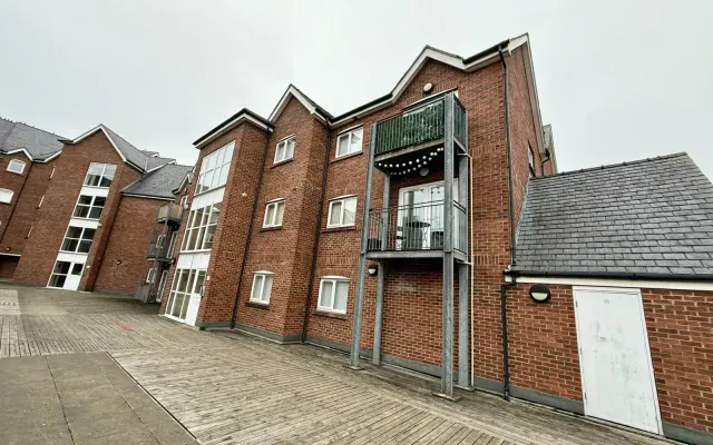 Bevan Court, Warrington, photo 1