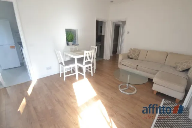 Hitchin Road, Luton, LU2 0EU, photo 1