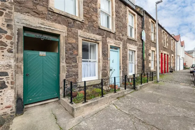 Main Street, Lower Largo, KY8, photo 1