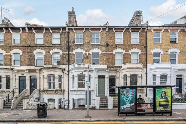 Ground Floor, 292 Queenstown Road, London, photo 1