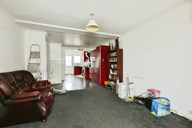 Birchvale Road, Frecheville, S12, photo 3
