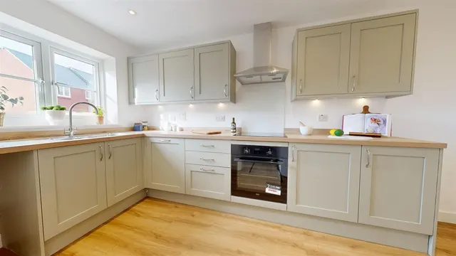 Bramble Road, Weymouth, DT4, photo 3