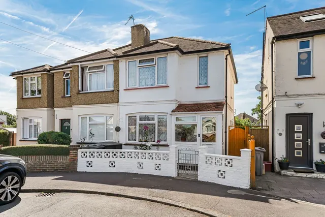 Craigwell Avenue, Lower Feltham, TW13, photo 1