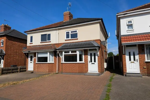 Westlea Road, Leamington Spa, photo 1
