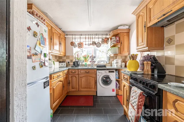 Photo 3 — Tredington Close, Redditch, Worcestershire, B98 7UR