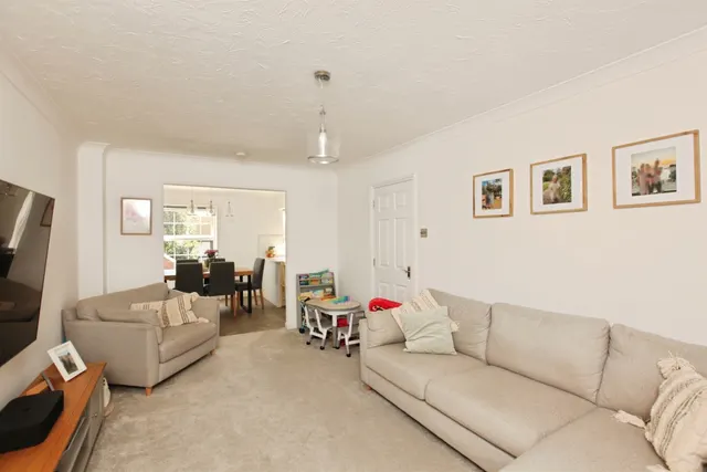 Durham Close, Paignton, TQ3, photo 3
