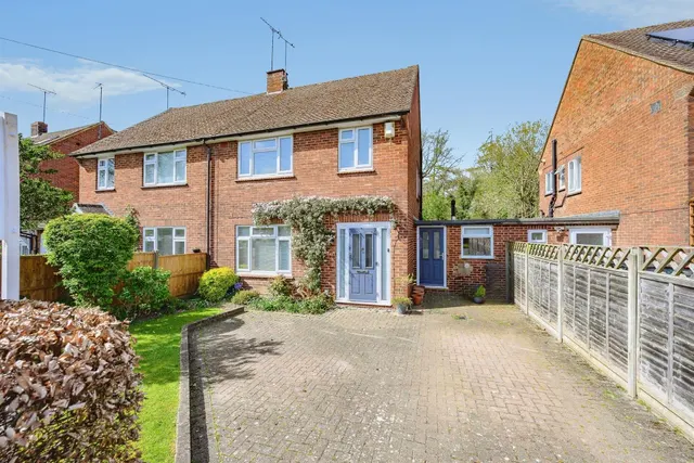 Beech Road, St. Albans, photo 1