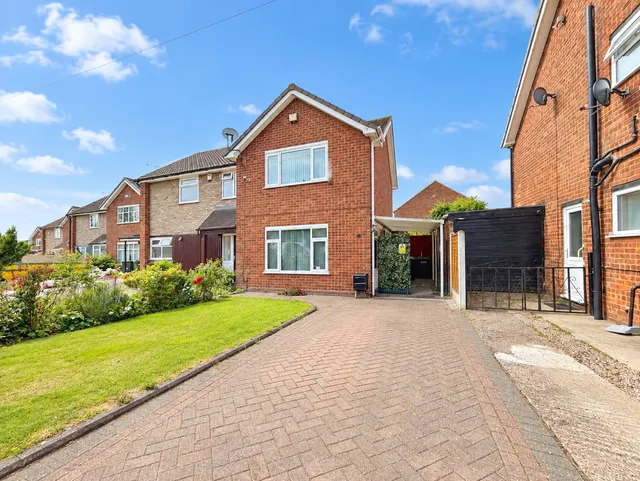 Friesland Drive, Heath Town, Wolverhampton, WV1, photo 1