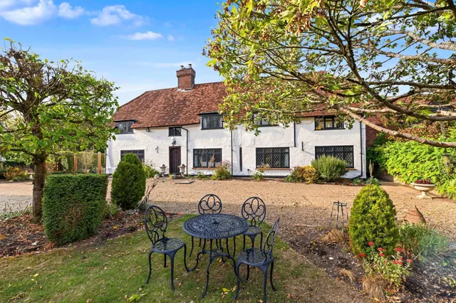 5 bedroom house, Drayton Beauchamp, Aylesbury, HP22