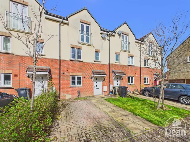 Bledisloe Way, Lydney, GL15, photo 1