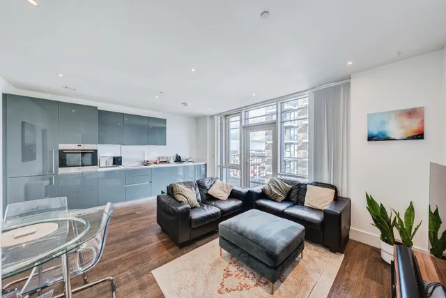 Plumstead Road, London, SE18, photo 1