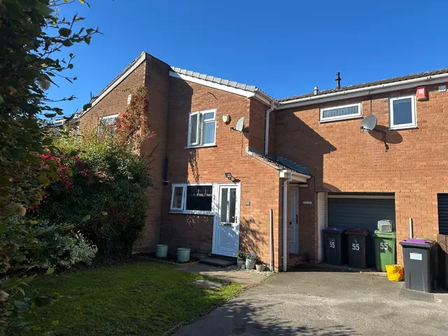 Mount Pleasant Drive, Telford, Shropshire TF3 1QN, photo 1