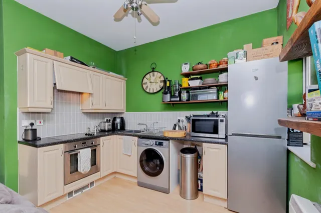 Loughland Close, Blaby, LE8, photo 3