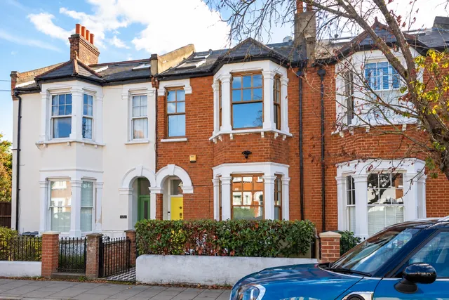 Hydethorpe Road, London, SW12, photo 1