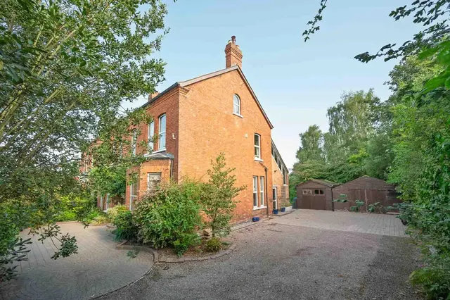Demesne Road, holywood, BT18, photo 1