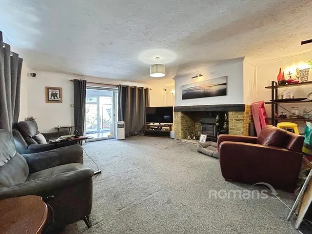 Aldershot Road, Fleet, GU51, photo 2