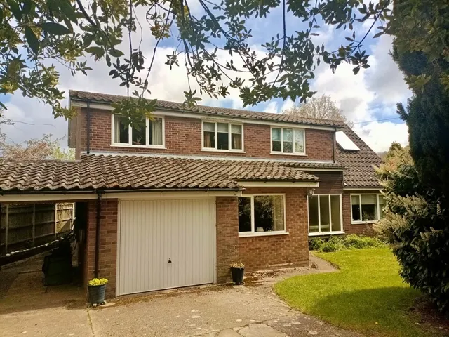 Beechwood Avenue, Aylmerton, Norwich, photo 1
