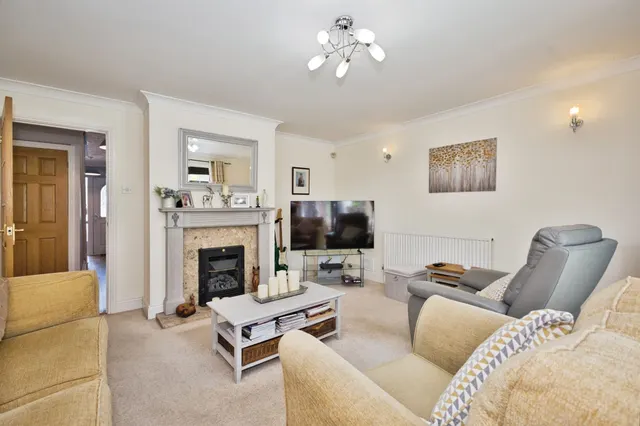 Photo 3 — Wraxhill Road, YEOVIL