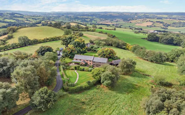 Llandyssil, Montgomery, SY15, photo 2